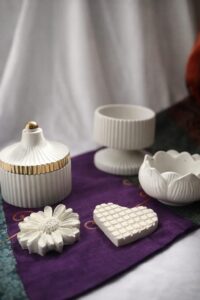 Elegant Minimalist Décor Set Timeless Charm for Every Space img 20260315 wa0068